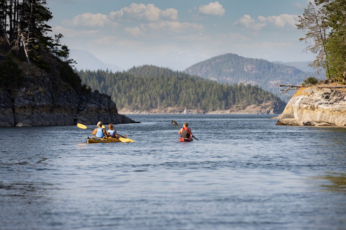 Kayak adventure at the Octopus Island archipelagos in British Columbia